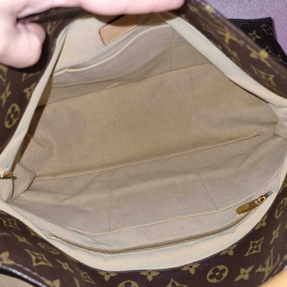 Authentic Louis Vuitton Artsy MM - Picture 4 of 13